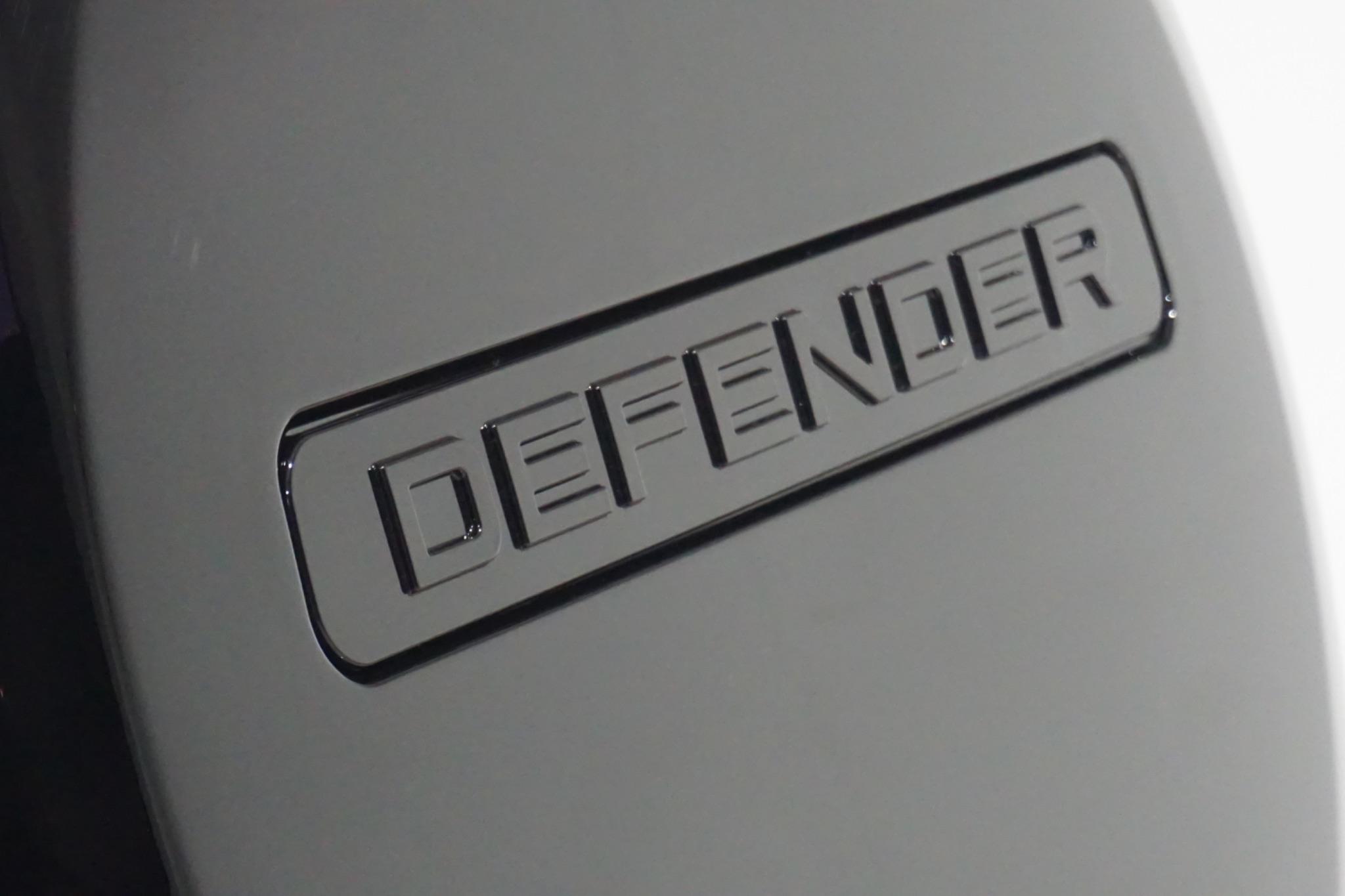 Land Rover Defender 110 2.0 P400e 15.4kWh XS Edition Auto 4WD Euro 6 (s/s) 5dr